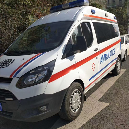 华亭品质救护车出租,为您的健康出行负责